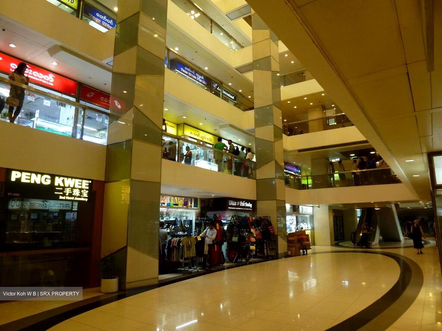 Peninsula Shopping Complex (D6), Office #452166421